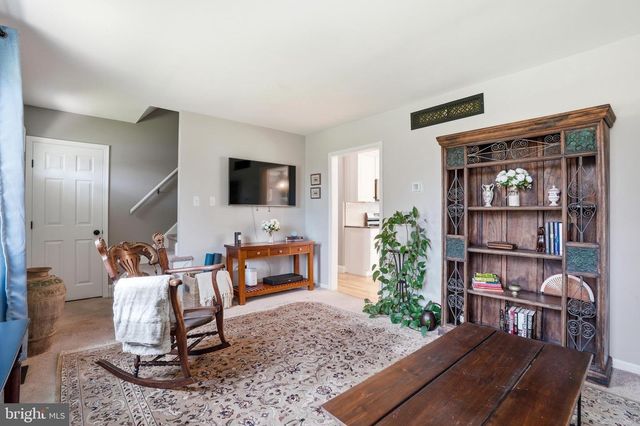 312 STURGIS RD, Harleysville, PA 19438