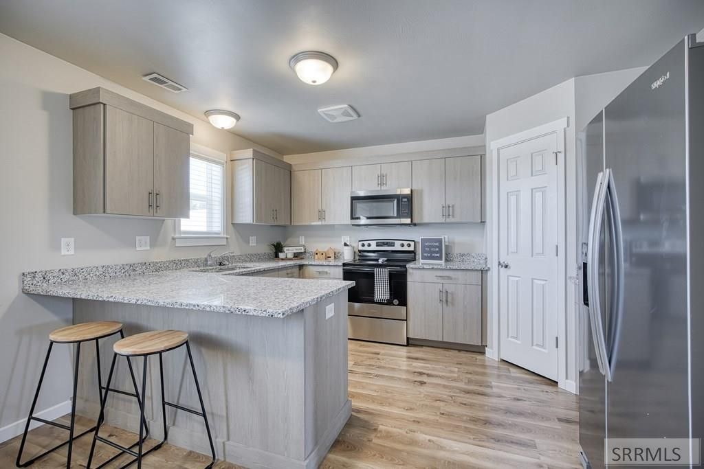 Image 16 of property listing at 2015 Lawrence Lane # 602, Blackfoot, ID 83221