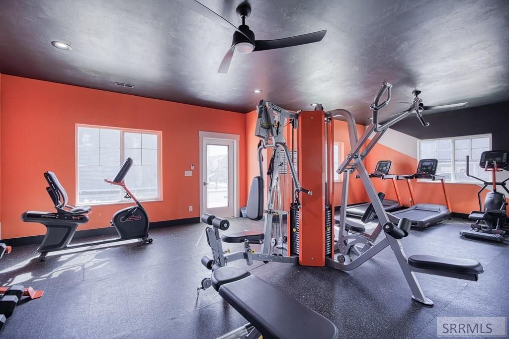 Image 58 of property listing at 2015 Lawrence Lane # 602, Blackfoot, ID 83221