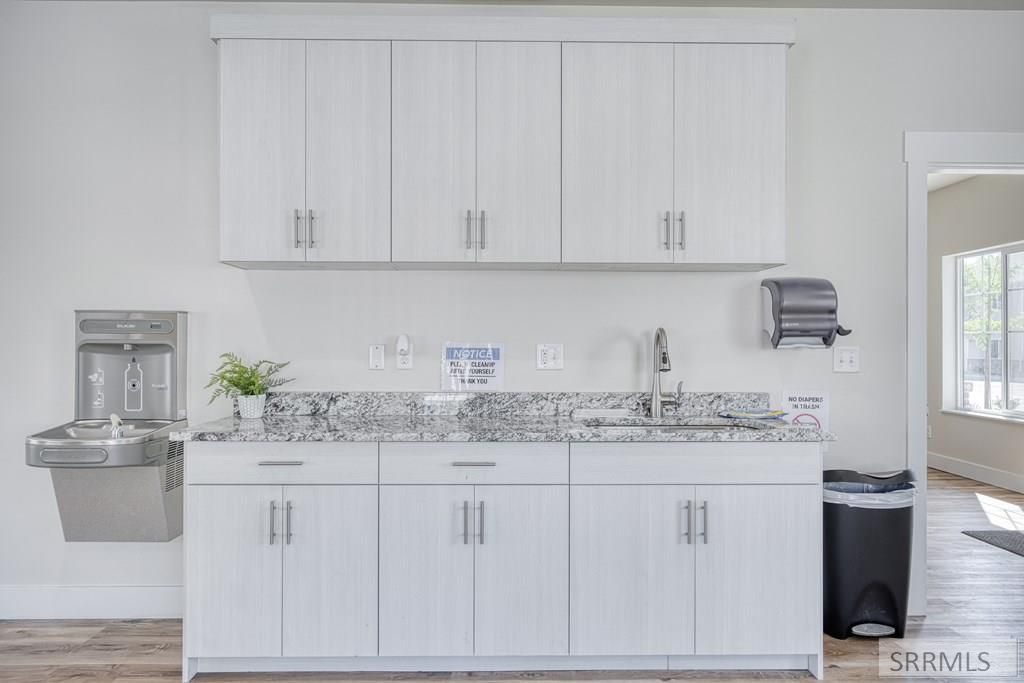 Image 61 of property listing at 2015 Lawrence Lane # 602, Blackfoot, ID 83221