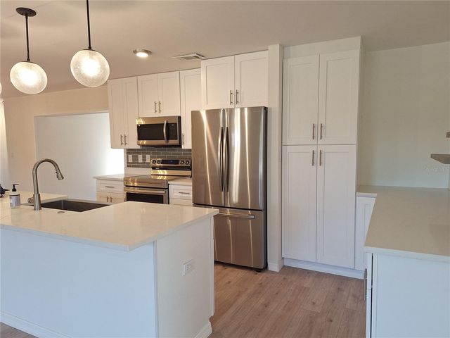 13344 SORRENTO DRIVE, Largo, FL 33774