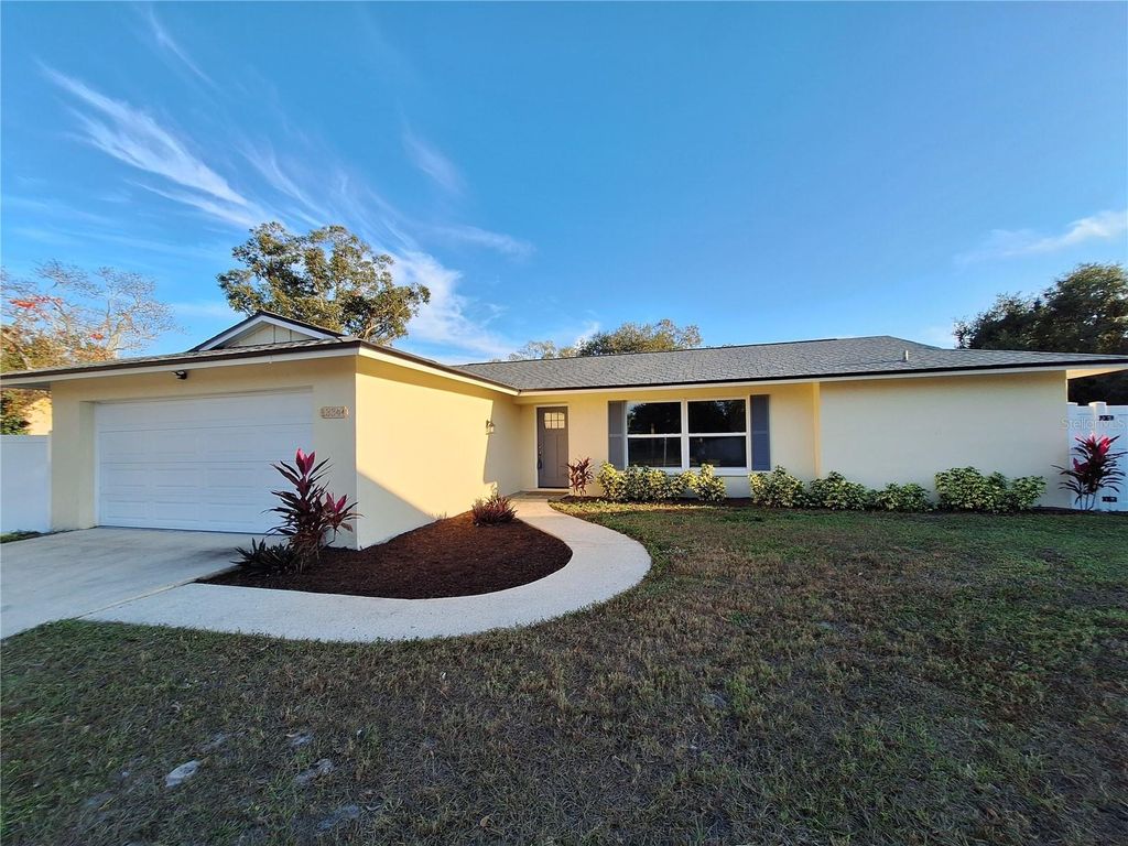 13344 SORRENTO DRIVE, Largo, FL 33774