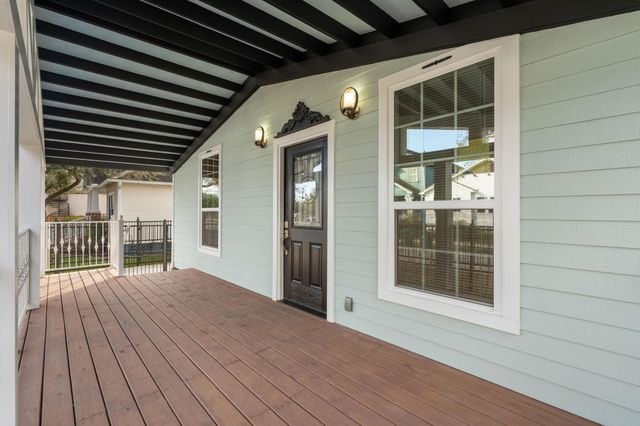 203 Archer Street, Houston, TX 77009