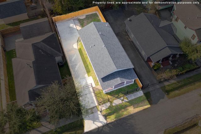 203 Archer Street, Houston, TX 77009