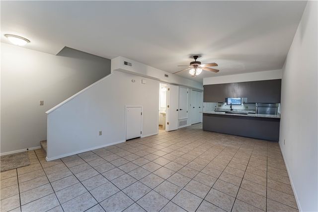 317 Copper Oaks Drive, Centerton, AR 72719