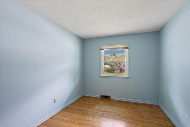 4410 64th Street, Urbandale, IA 50322