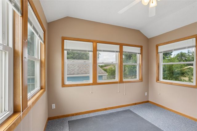 4410 64th Street, Urbandale, IA 50322