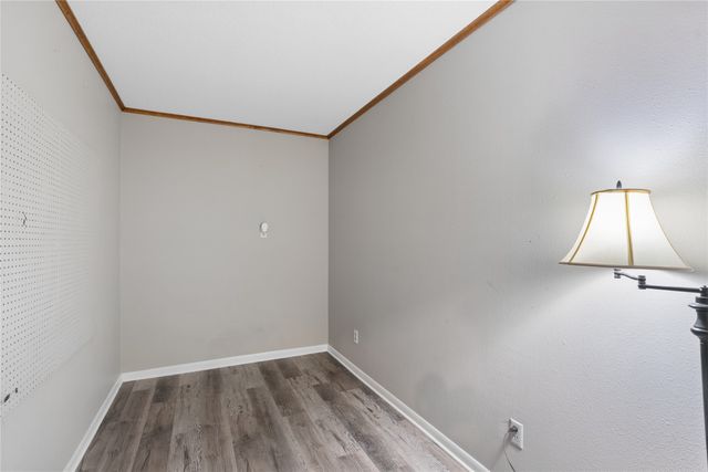 4410 64th Street, Urbandale, IA 50322