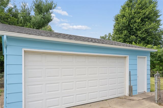 4410 64th Street, Urbandale, IA 50322