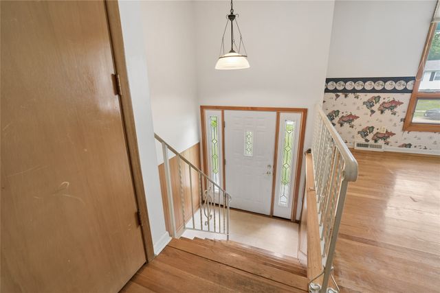 4410 64th Street, Urbandale, IA 50322