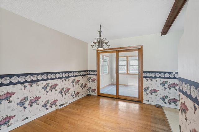 4410 64th Street, Urbandale, IA 50322