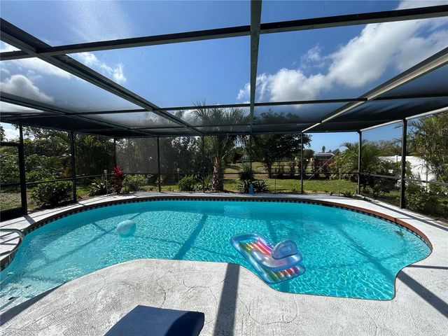 6805 16TH AVENUE DRIVE W, Bradenton, FL 34209