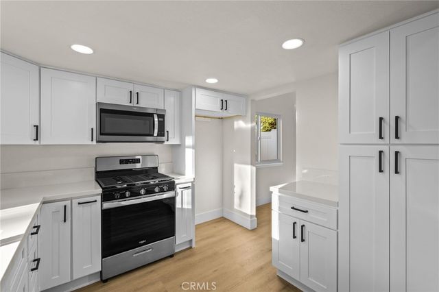 156 S Loretta Avenue, Rialto, CA 92376