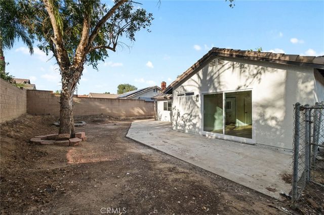 156 S Loretta Avenue, Rialto, CA 92376