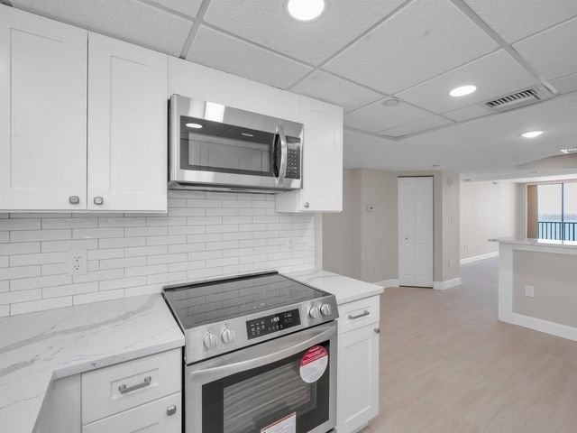 1290 GULF BOULEVARD 2003, Clearwater Beach, FL 33767