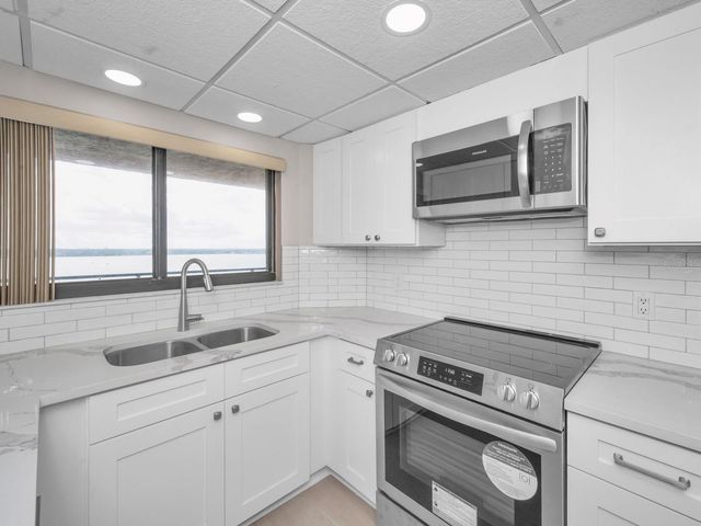 1290 GULF BOULEVARD 2003, Clearwater Beach, FL 33767