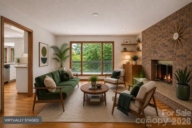 1105 High Vista Drive, Mills River, NC 28759