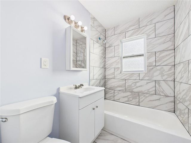 1603 E 82ND Street, Kansas City, MO 64131