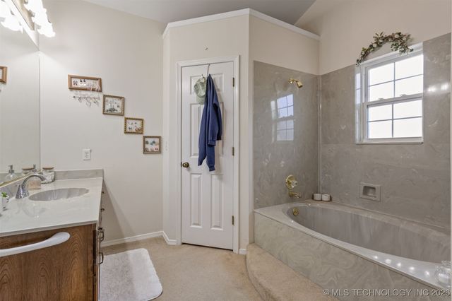 504 W 34th Street, Sand Springs, OK 74063