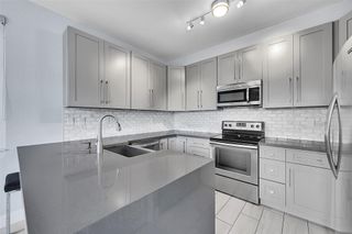 150 Jacaranda Country Club Dr 200, Plantation, FL 33324