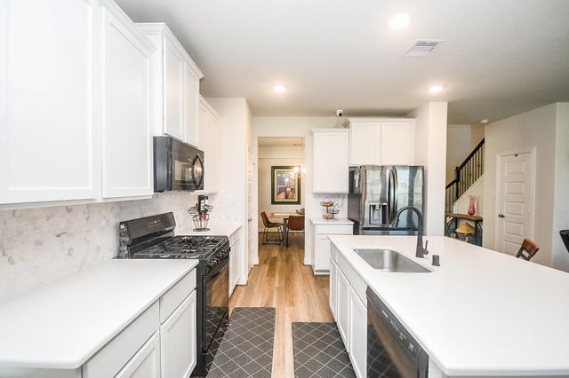 1507 Homewood Point Lane, Rosharon, TX 77583