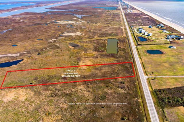 201 Tx-87, Gilchrist, TX 77617