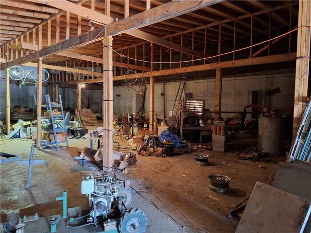 8306-8310 McCormack Drive, Lenexa, KS 66227