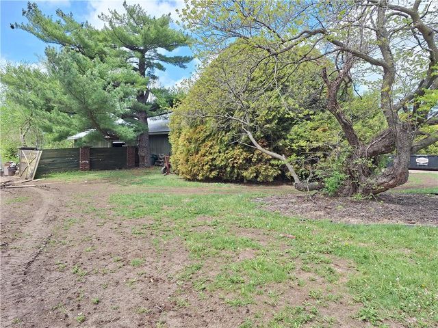 8306-8310 McCormack Drive, Lenexa, KS 66227