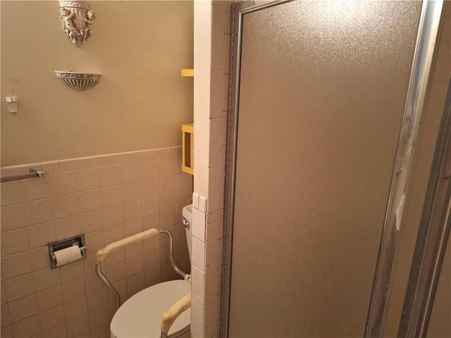 8306-8310 McCormack Drive, Lenexa, KS 66227