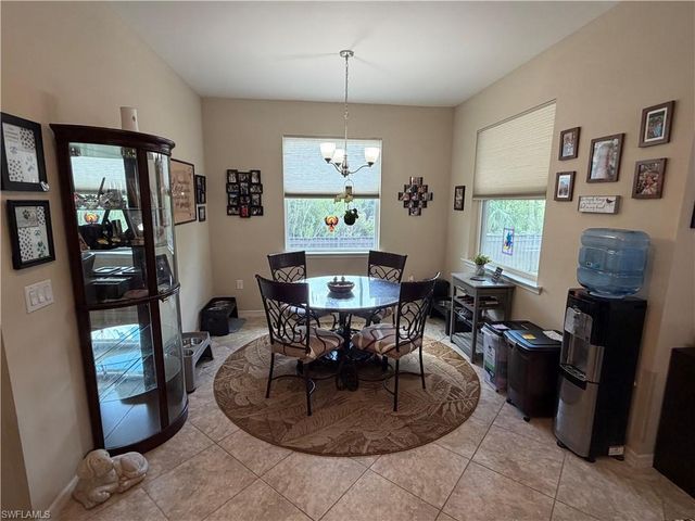 3115 Amadora CIR, Cape Coral, FL 33909