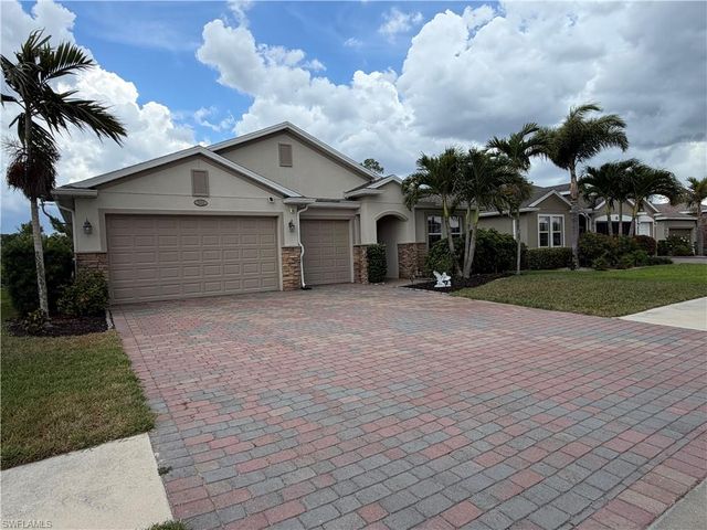 3115 Amadora CIR, Cape Coral, FL 33909
