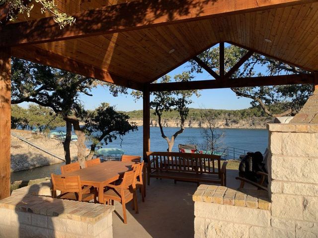 3217 Brasada LN, Marble Falls, TX 78654