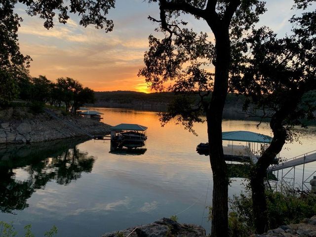 3217 Brasada LN, Marble Falls, TX 78654