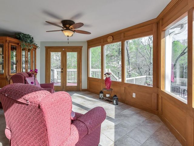 31 Fawn Lake Trail NE, White, GA 30184