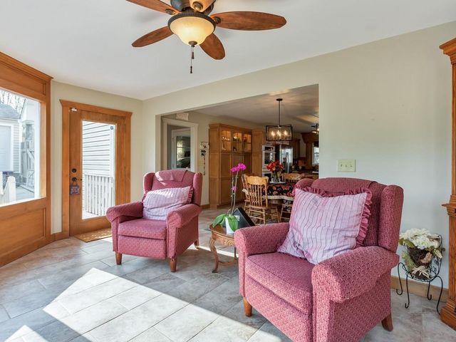 31 Fawn Lake Trail NE, White, GA 30184