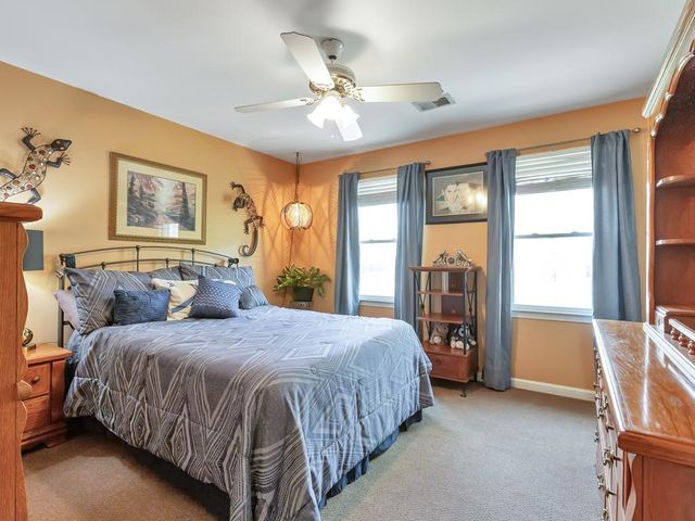 31 Fawn Lake Trail NE, White, GA 30184