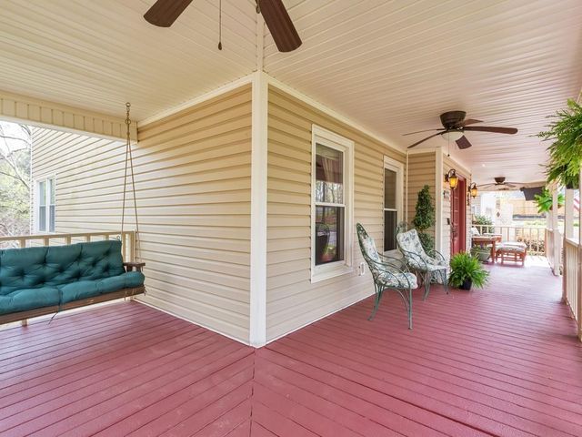 31 Fawn Lake Trail NE, White, GA 30184
