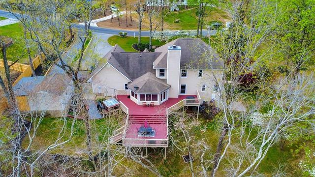 31 Fawn Lake Trail NE, White, GA 30184