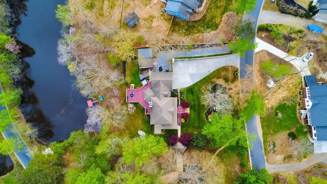 31 Fawn Lake Trail NE, White, GA 30184