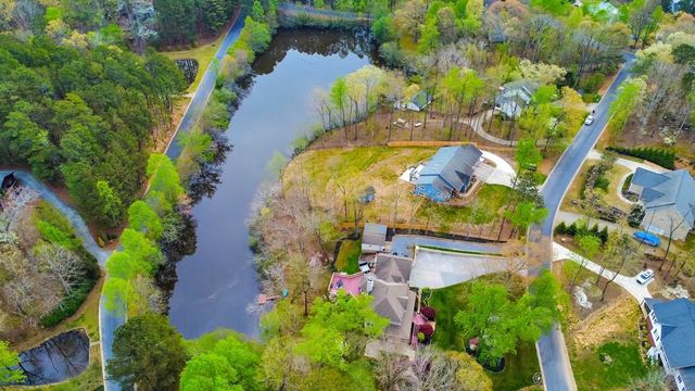 31 Fawn Lake Trail NE, White, GA 30184