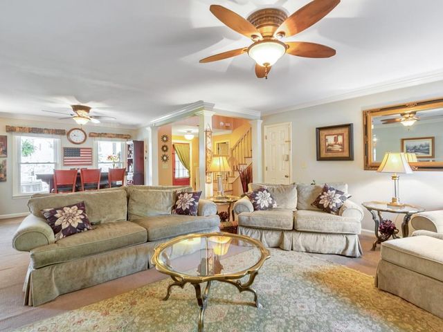 31 Fawn Lake Trail NE, White, GA 30184