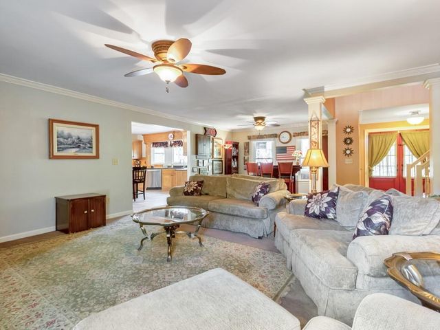 31 Fawn Lake Trail NE, White, GA 30184