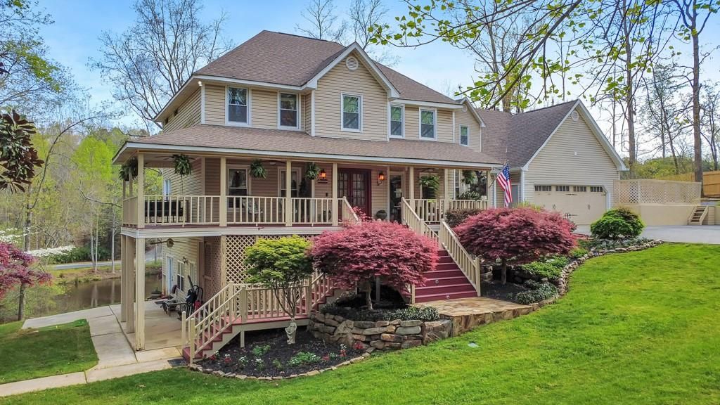 31 Fawn Lake Trail NE, White, GA 30184