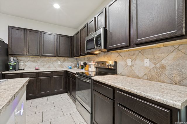 9958 BELMORE CV, San Antonio, TX 78245