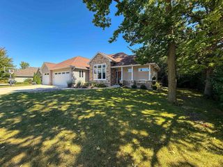 485 WHISPERING SPRINGS DRIVE, Fond Du Lac, WI 54937