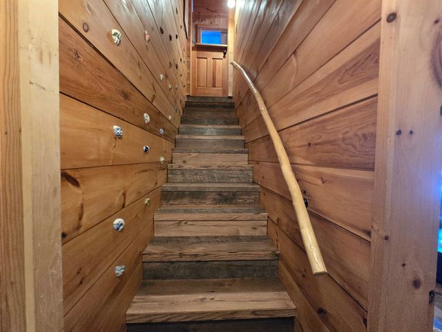 35 Upper Bartonsville Road, Rockingham, VT 05143