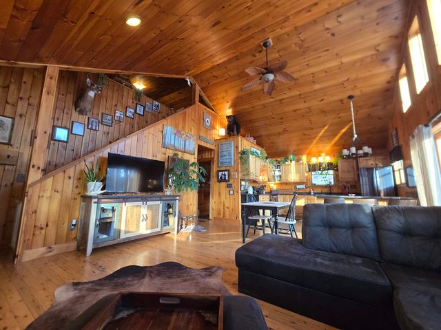 35 Upper Bartonsville Road, Rockingham, VT 05143