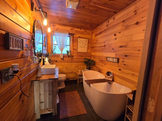 35 Upper Bartonsville Road, Rockingham, VT 05143