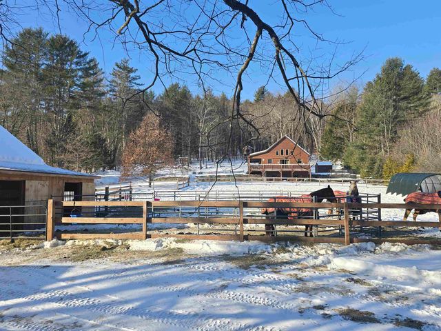 35 Upper Bartonsville Road, Rockingham, VT 05143