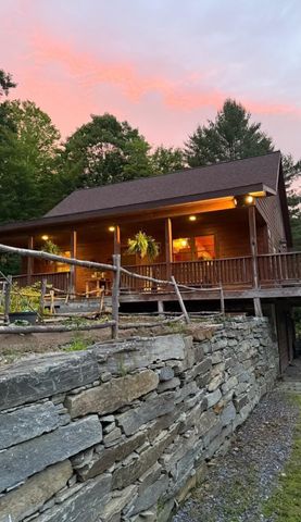 35 Upper Bartonsville Road, Rockingham, VT 05143